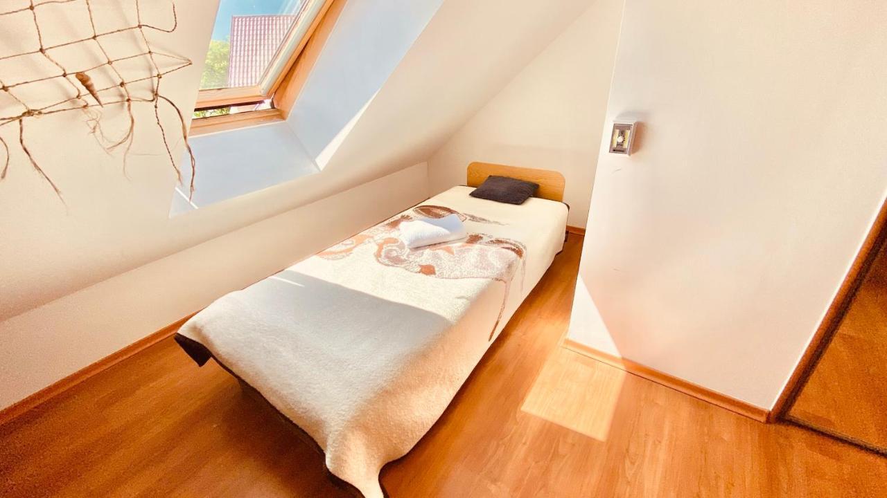 Sonnige Maisonette-Wohnung Mit Blick Auf Die Bucht Дзівнув Екстер'єр фото